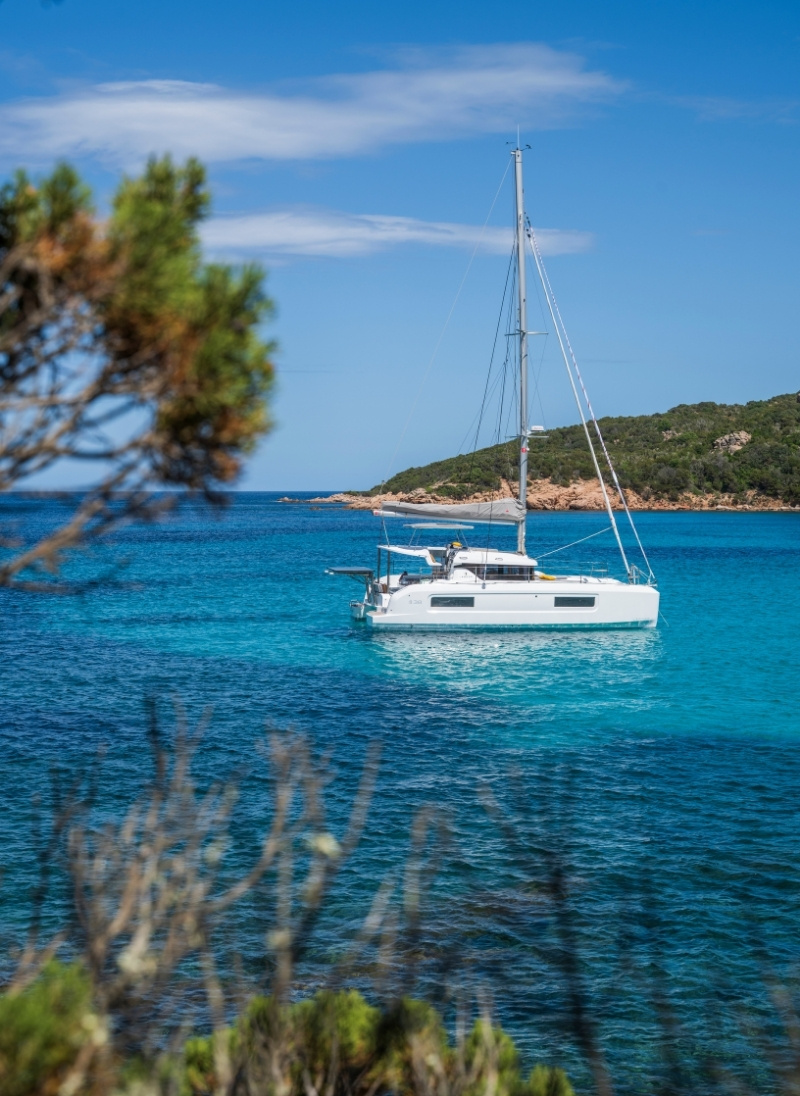 Lagoon 38