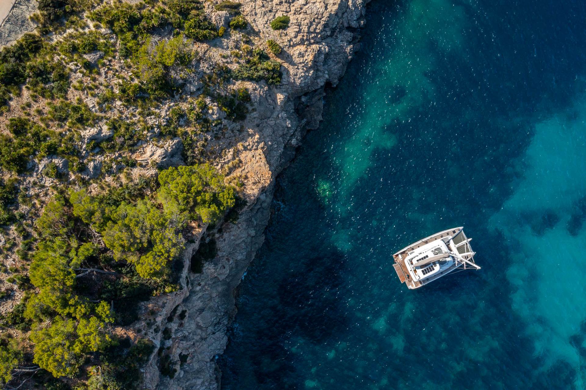 Lagoon 60